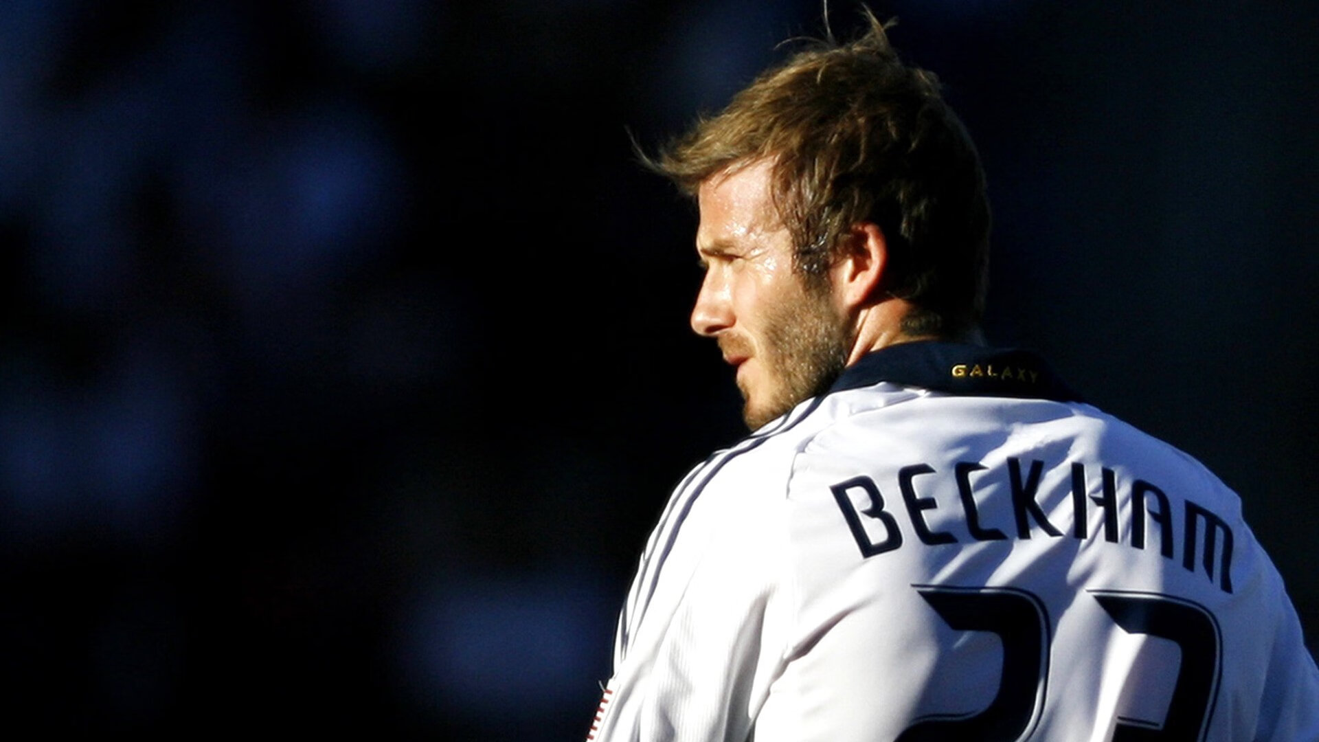 利物浦中场改造初见成效,新援融入加速,利物浦重启球场扩建计划