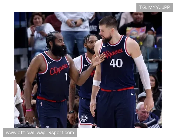 哈登缺席，快船继续低迷，伦纳德伤情未愈，哈登厉害还是伦纳德厉害