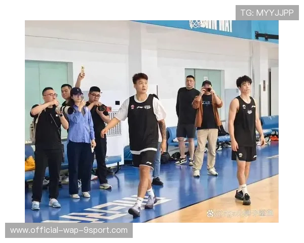 北京首钢期待值拉满 赵睿正式加盟训练,北京首钢队员 北京首钢期待值拉满 赵睿正式加盟训练,北京首钢队员