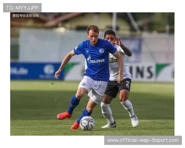 坎比亚索解围不慎打入乌龙球,帕尔马主场一度缩小比分差距 坎比亚索解围不慎打入乌龙球,帕尔马主场一度缩小比分差距