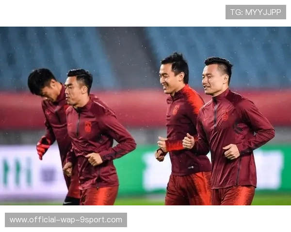 职业选手转会市场活跃,多队进行重组 职业选手转会市场活跃,多队进行重组