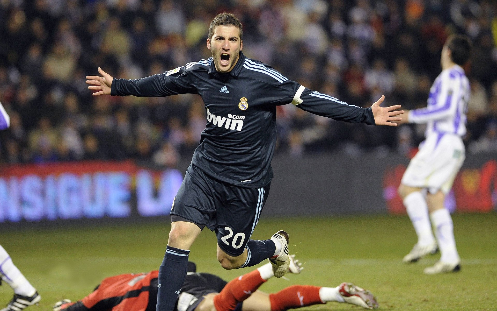 包装工继续保持连胜,四分卫火力全开,包装工nba